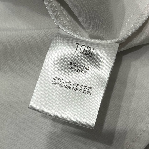 TOBI white cross cross halter top- L - Picture 3 of 3